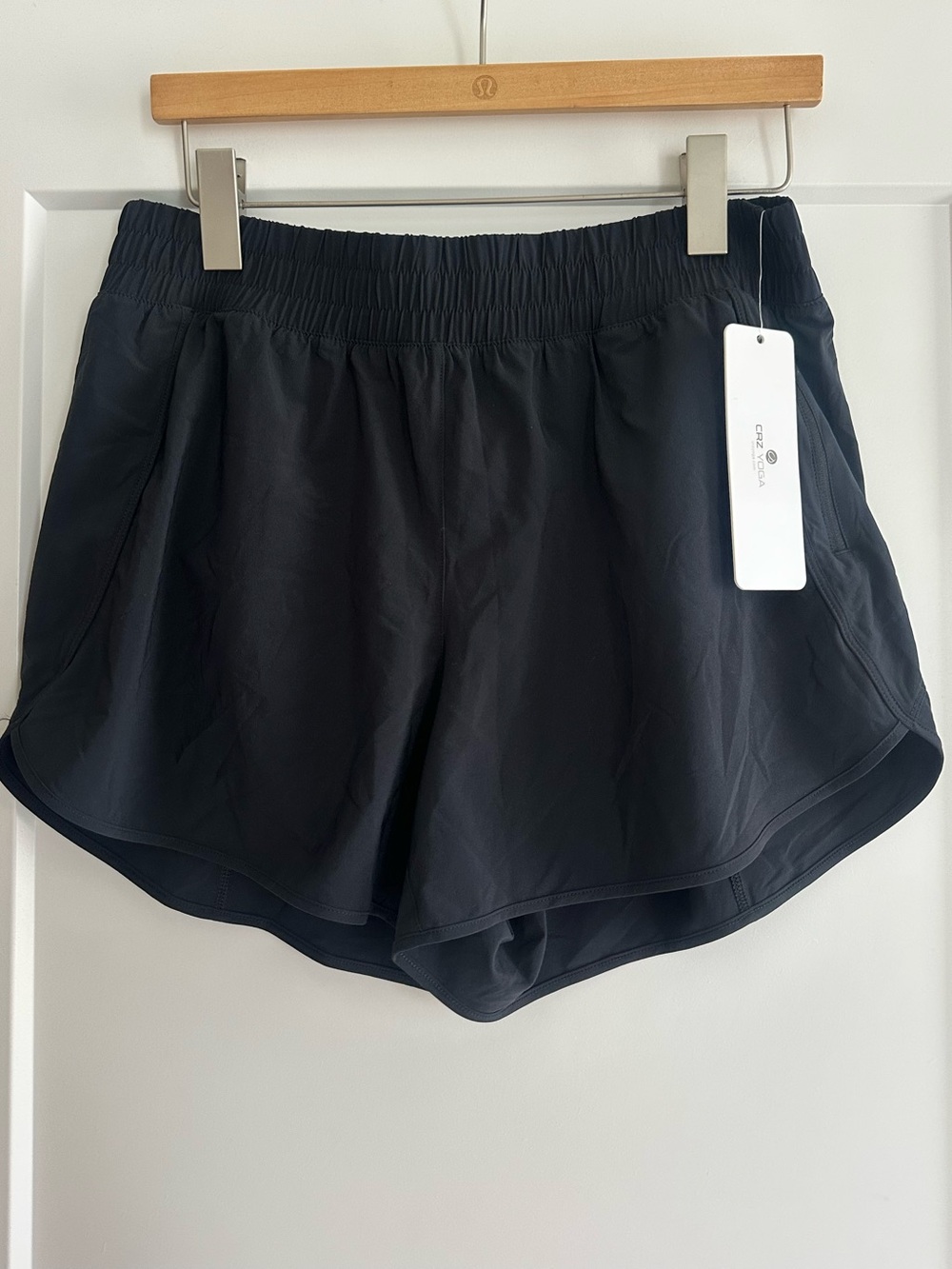 NWT CRZ Yoga Shorts Size Large